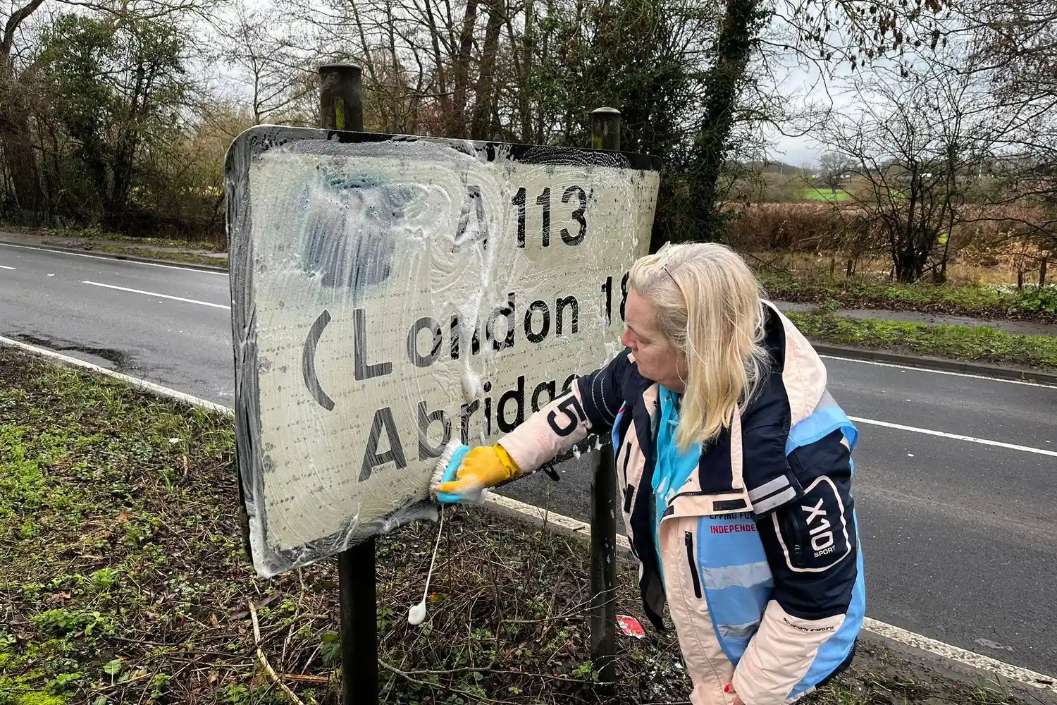 Soap, Scrubbing Brushes and a Pink Car: Cleaning Up Abridge and Theydon Bois
